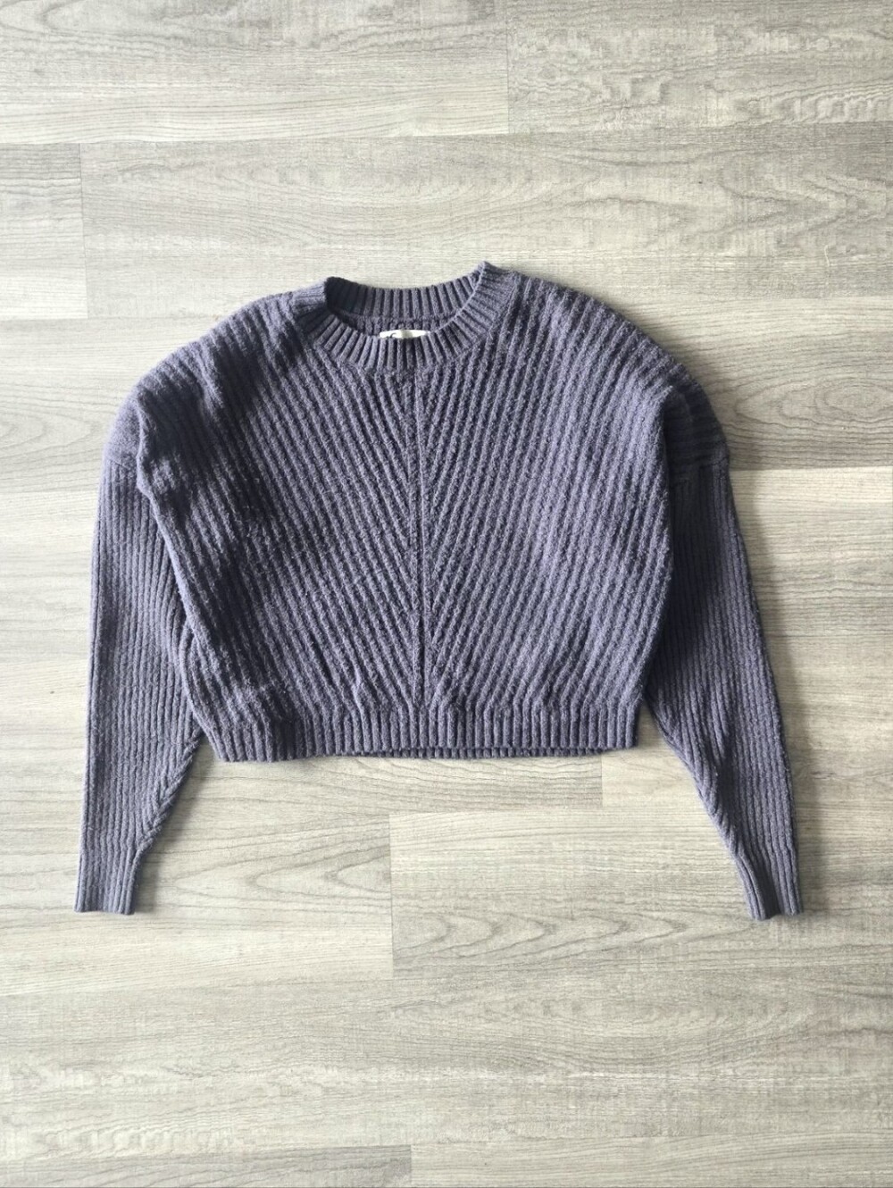 Hollister Cropped Crewneck Sweater in Dusty Blue, Size Small